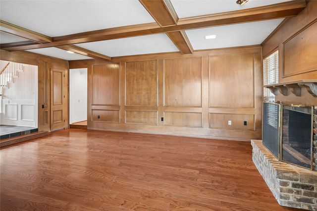 2723 Lawtherwood Court, Dallas, TX 75214