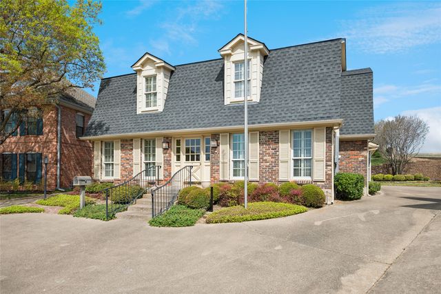 2723 Lawtherwood Court, Dallas, TX 75214