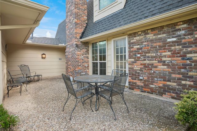 2723 Lawtherwood Court, Dallas, TX 75214