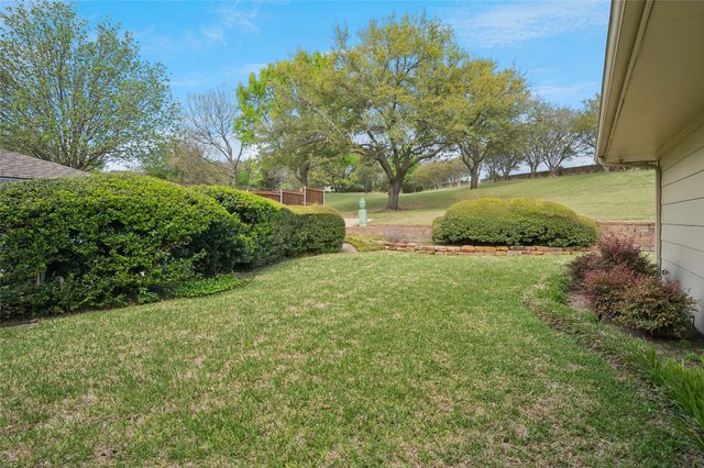 2723 Lawtherwood Court, Dallas, TX 75214