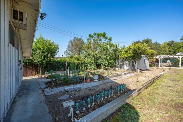 543 Ranch Lane, Glendora, CA 91741