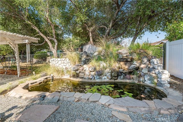 543 Ranch Lane, Glendora, CA 91741