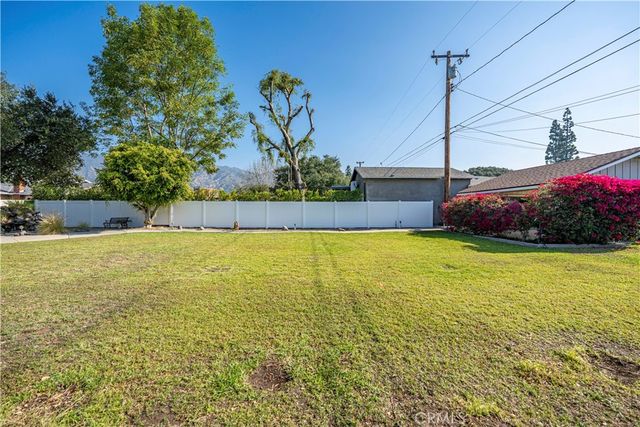 543 Ranch Lane, Glendora, CA 91741