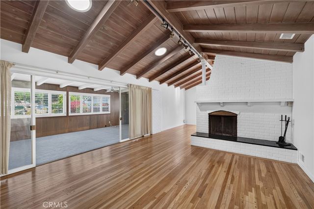 543 Ranch Lane, Glendora, CA 91741