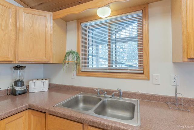 126 Big Bear Road, Iron River, MI 49935