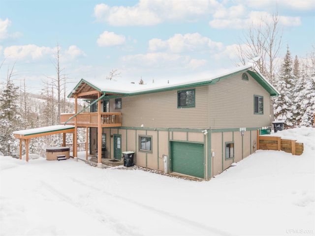 126 Big Bear Road, Iron River, MI 49935