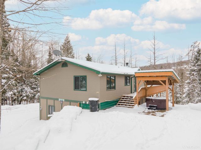 126 Big Bear Road, Iron River, MI 49935