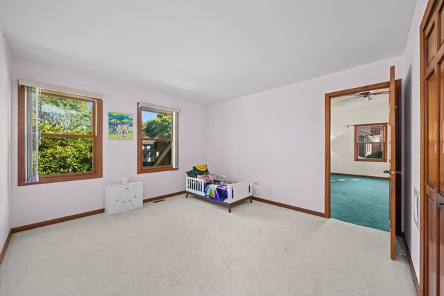 2205 Brown Court, Naperville, IL 60565