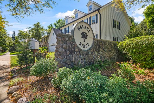2205 Brown Court, Naperville, IL 60565