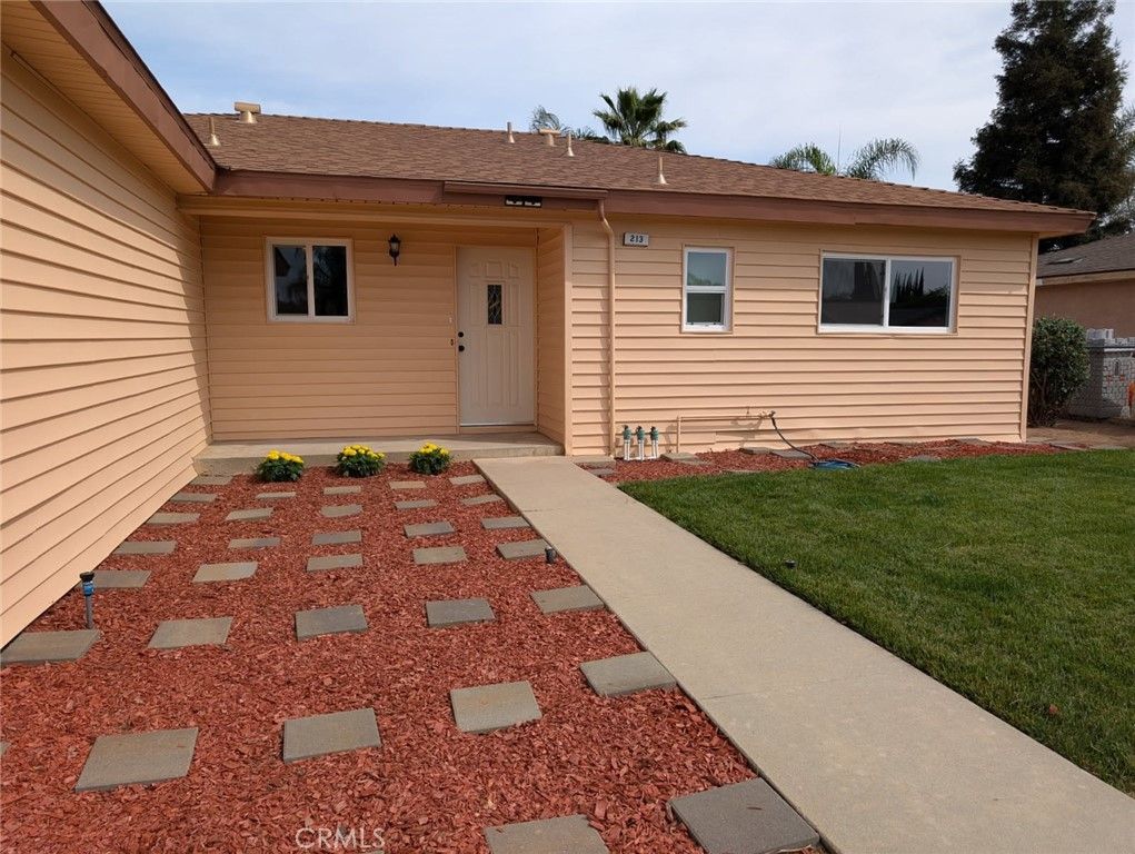 213 Renee Way, Madera, CA 93638