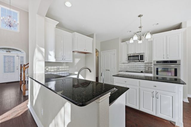 1419 N Grand Avenue, Sherman, TX 75090