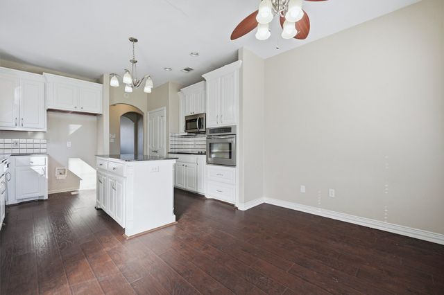 1419 N Grand Avenue, Sherman, TX 75090