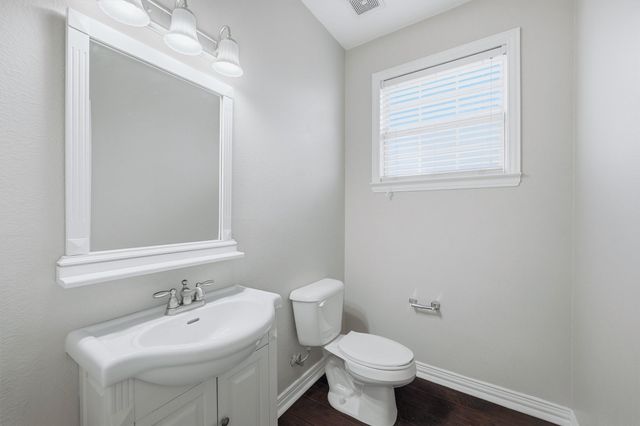 1419 N Grand Avenue, Sherman, TX 75090