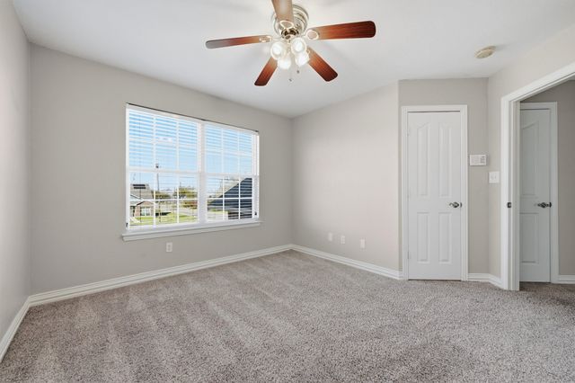 1419 N Grand Avenue, Sherman, TX 75090