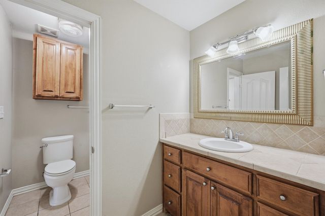 1419 N Grand Avenue, Sherman, TX 75090