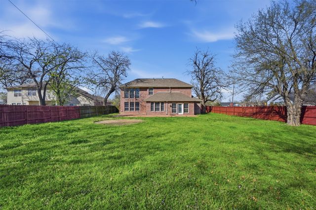1419 N Grand Avenue, Sherman, TX 75090