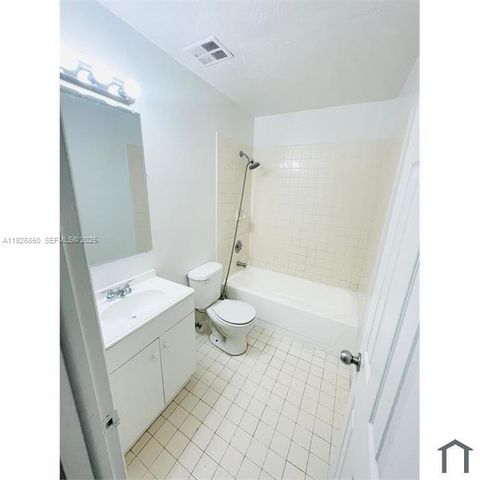 13993 SW 280th Ter, Homestead, FL 33033