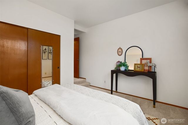 201 28th Avenue, Seattle, WA 98122