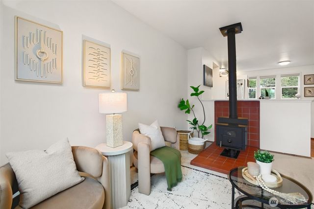 201 28th Avenue, Seattle, WA 98122