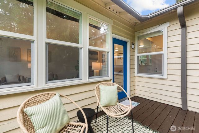 201 28th Avenue, Seattle, WA 98122