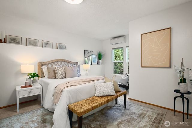 201 28th Avenue, Seattle, WA 98122