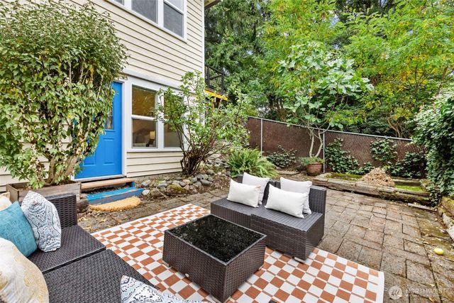 201 28th Avenue, Seattle, WA 98122