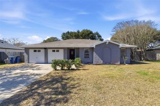 2411 Amistad St, Portland, TX 78374