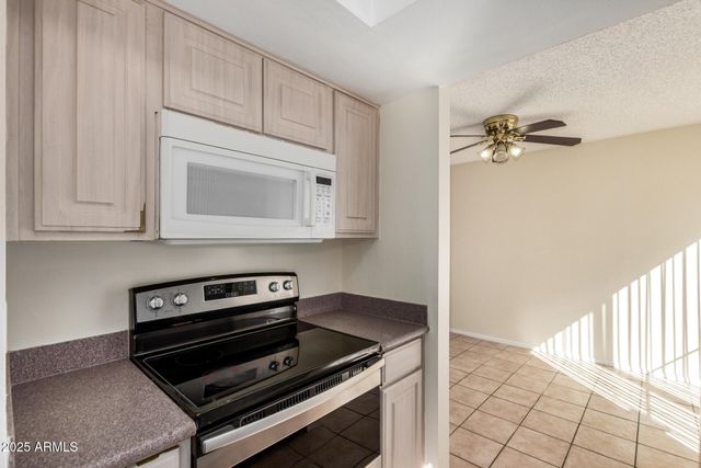 16021 N 25TH Drive, Phoenix, AZ 85023