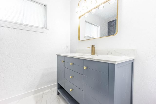 15802 Edenvale Street, Friendswood, TX 77546