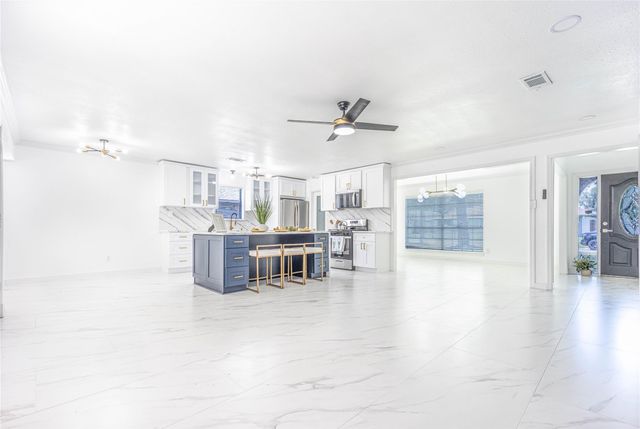 15802 Edenvale Street, Friendswood, TX 77546