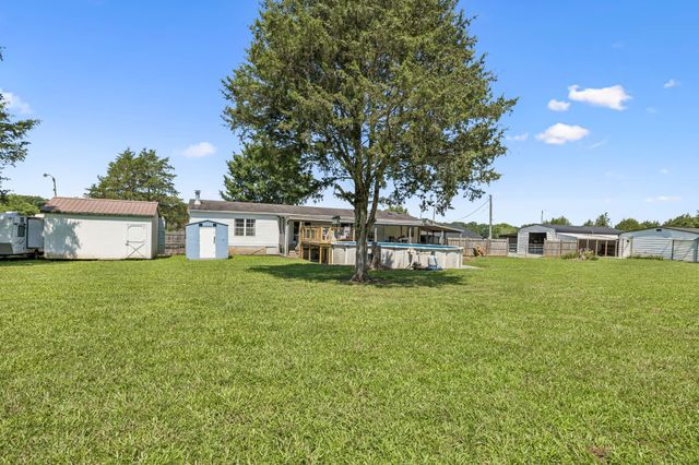 2428 Jesse Ln, Lewisburg, TN 37091