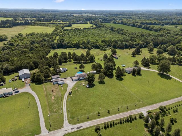 2428 Jesse Ln, Lewisburg, TN 37091