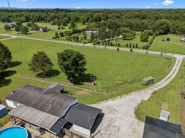 2428 Jesse Ln, Lewisburg, TN 37091