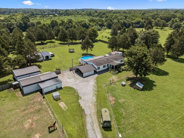 2428 Jesse Ln, Lewisburg, TN 37091