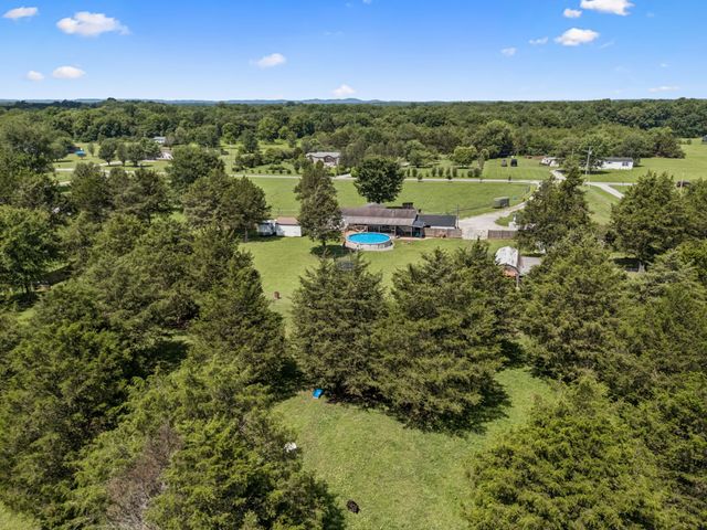 2428 Jesse Ln, Lewisburg, TN 37091