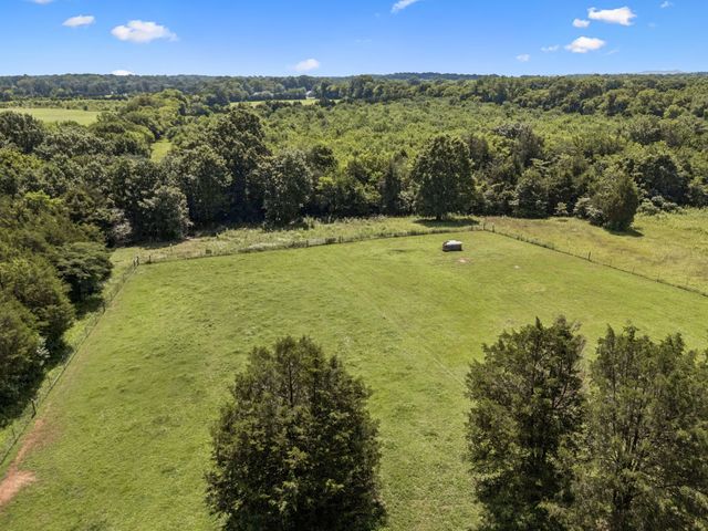 2428 Jesse Ln, Lewisburg, TN 37091