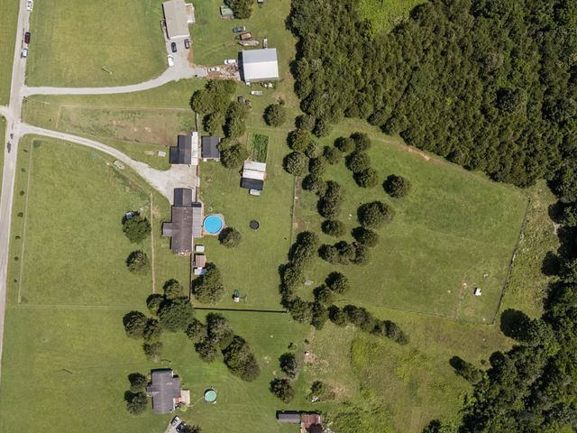 2428 Jesse Ln, Lewisburg, TN 37091