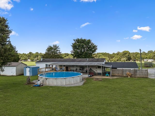 2428 Jesse Ln, Lewisburg, TN 37091