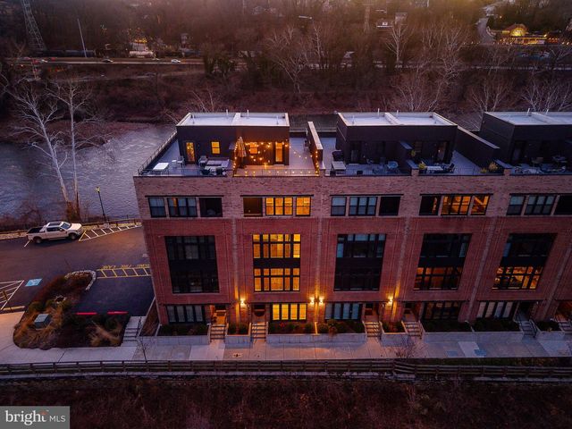 4523 RIVERSIDE WAY, Philadelphia, PA 19127