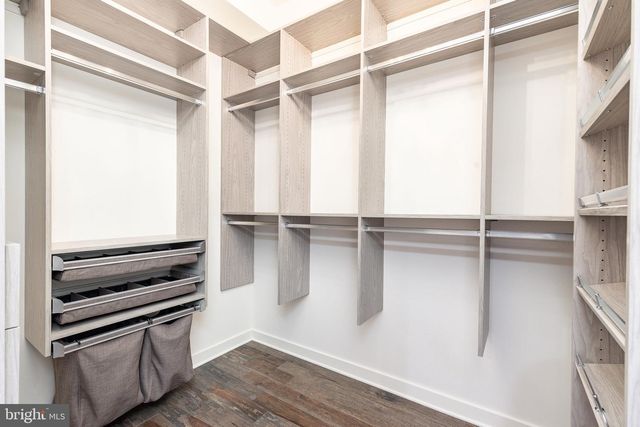 4523 RIVERSIDE WAY, Philadelphia, PA 19127