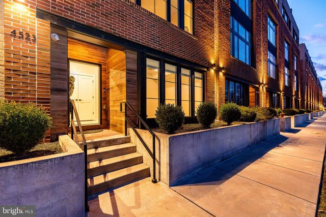 4523 RIVERSIDE WAY, Philadelphia, PA 19127