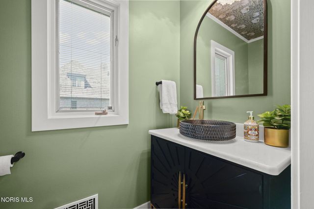 30062 Morningside Drive, Perrysburg, OH 43551