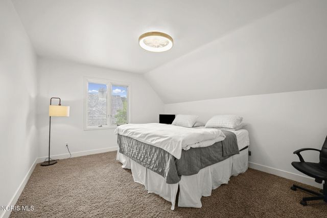 30062 Morningside Drive, Perrysburg, OH 43551