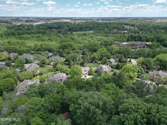 30062 Morningside Drive, Perrysburg, OH 43551