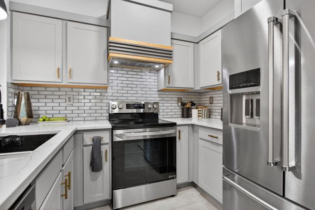 873 NW 3rd Way, Pompano Beach, FL 33060