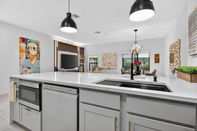 873 NW 3rd Way, Pompano Beach, FL 33060