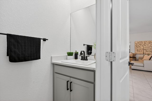 873 NW 3rd Way, Pompano Beach, FL 33060