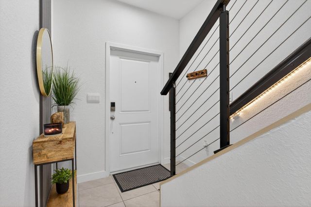 873 NW 3rd Way, Pompano Beach, FL 33060