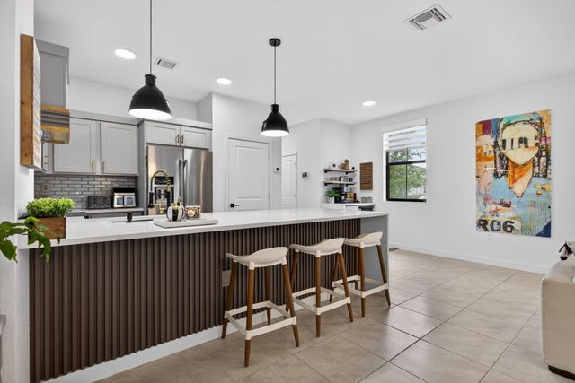 873 NW 3rd Way, Pompano Beach, FL 33060