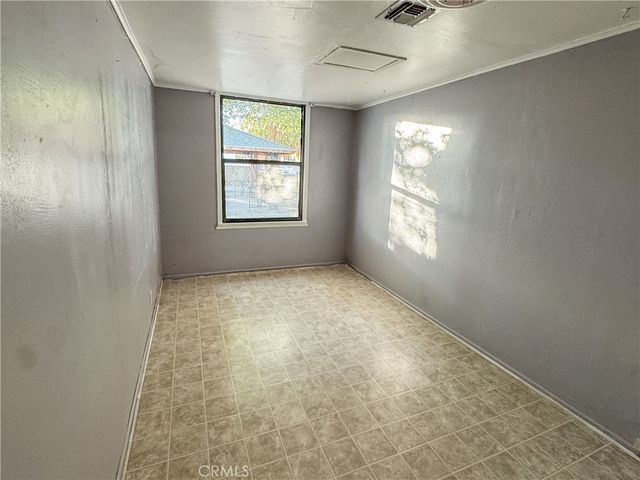 211 Walnut Street, Needles, CA 92363